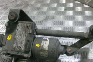 Moteur essuie glace avant droit VOLKSWAGEN TOURAN 1 Photo n°1