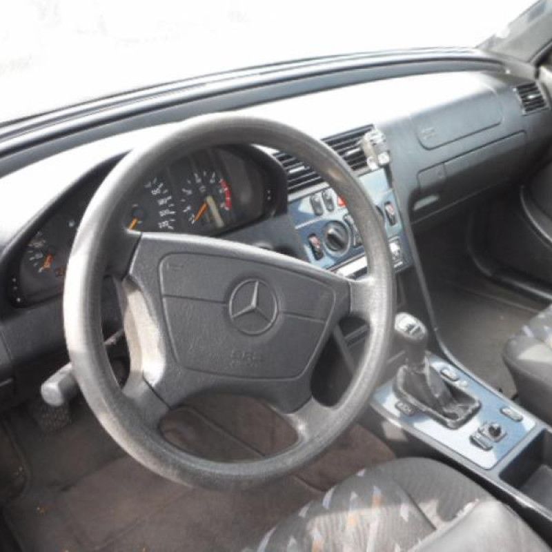 Jante MERCEDES CLASSE C 202 Photo n°6