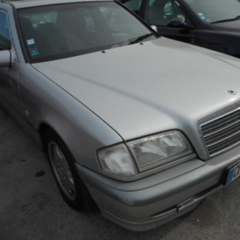 Jante MERCEDES CLASSE C 202 Photo n°3
