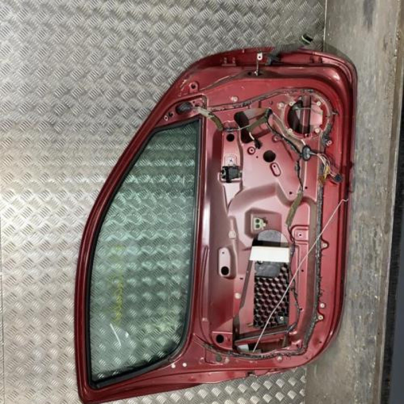 Porte avant gauche RENAULT MEGANE 1 Photo n°4