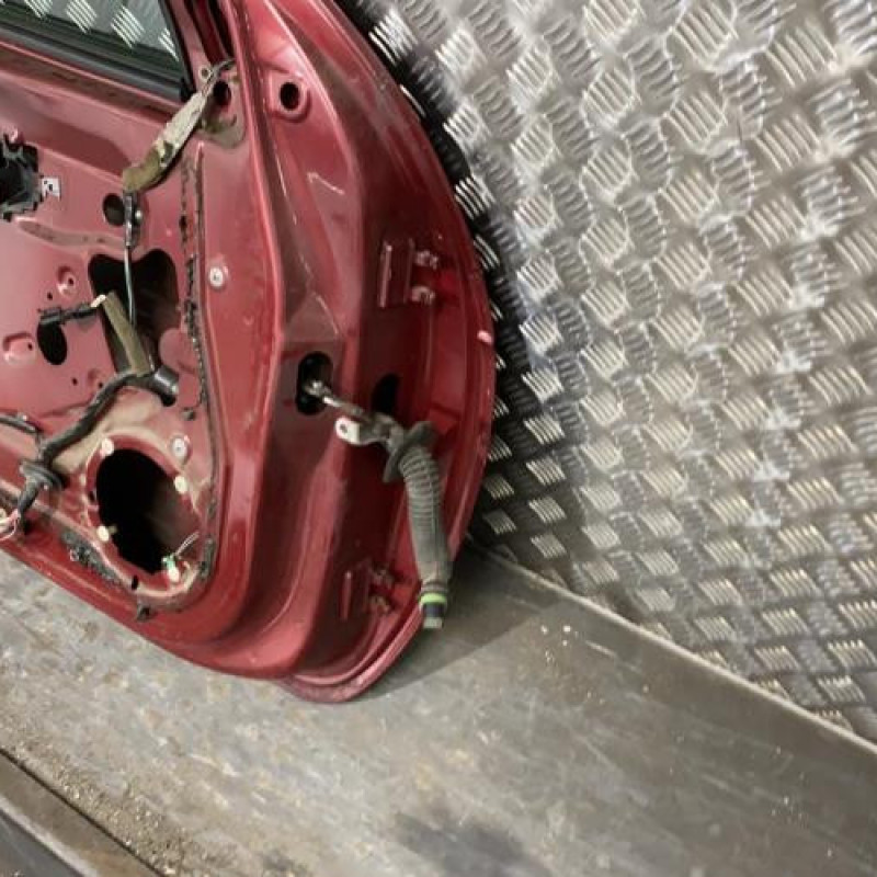 Porte avant gauche RENAULT MEGANE 1 Photo n°5