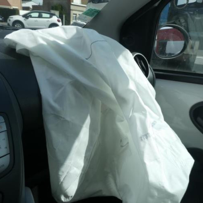 Bloc ABS (freins anti-blocage) CITROEN C1 1 Photo n°13