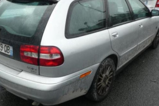 Serrure arriere droit VOLVO V 40 1