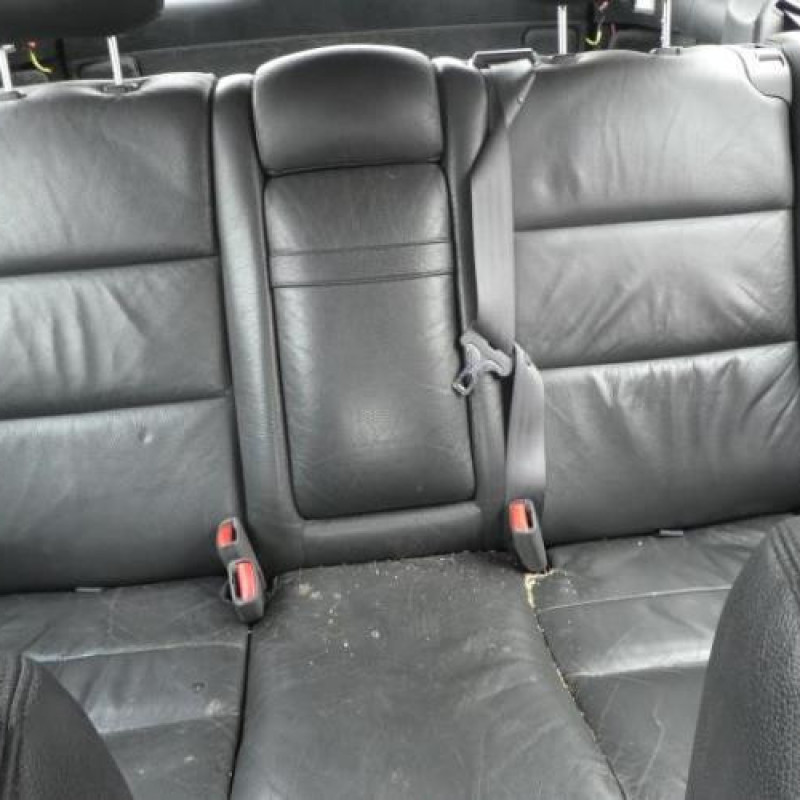 Serrure arriere droit VOLVO V 40 1 Photo n°8