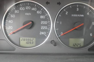 Serrure arriere droit VOLVO V 40 1