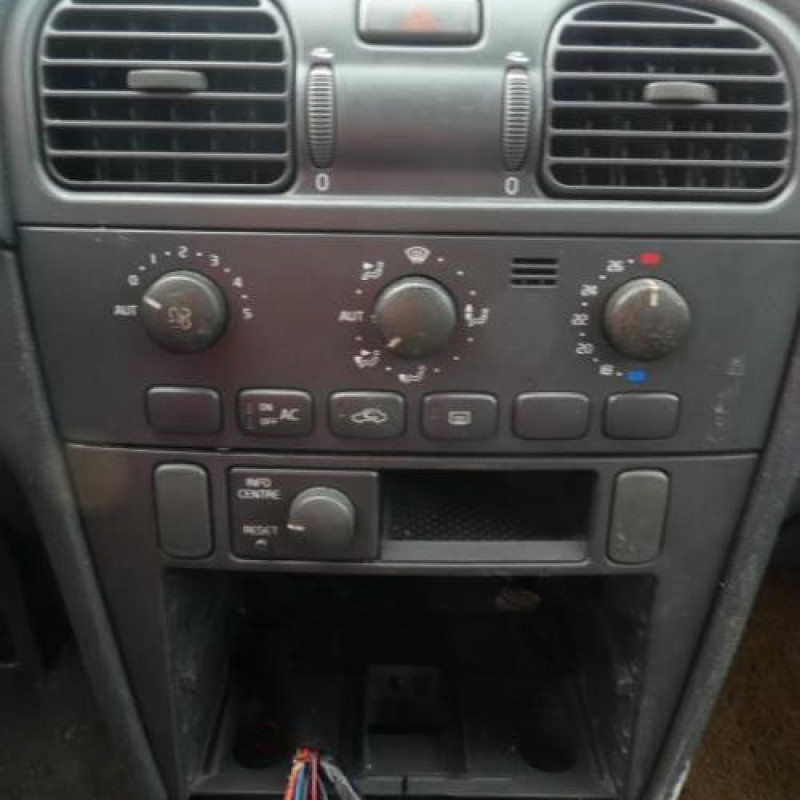 Serrure arriere droit VOLVO V 40 1 Photo n°11