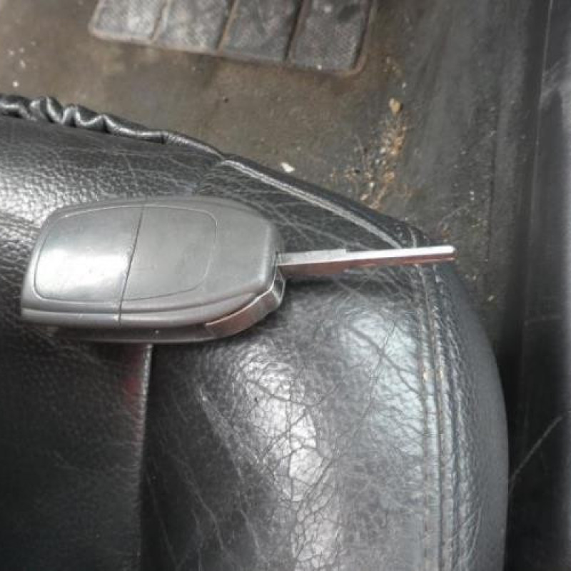 Serrure arriere droit VOLVO V 40 1 Photo n°13
