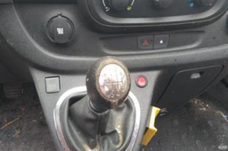 Crosse arriere droit RENAULT TRAFIC 3 COURT