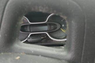 Crosse arriere droit RENAULT TRAFIC 3 COURT