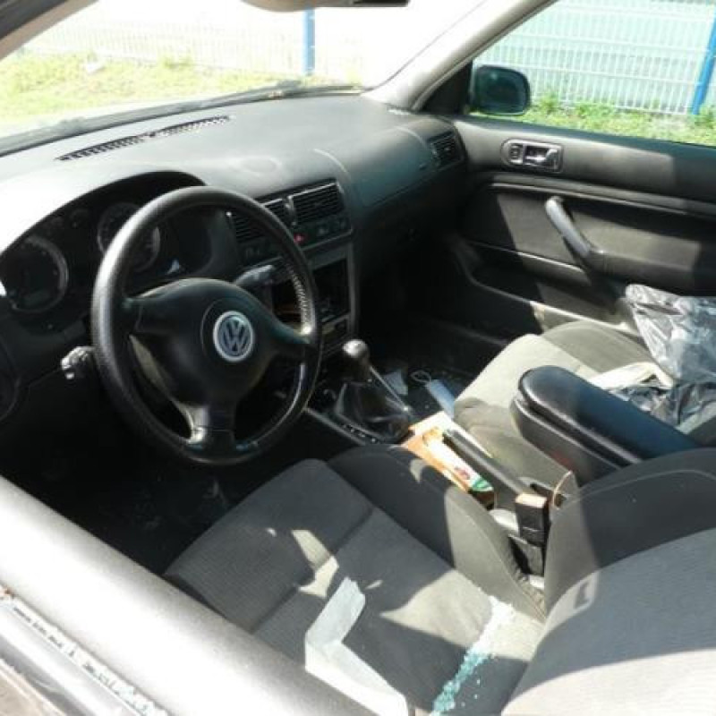 Serrure avant droit VOLKSWAGEN GOLF 4 Photo n°7
