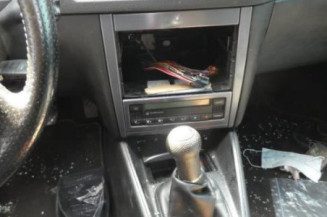 Serrure avant droit VOLKSWAGEN GOLF 4