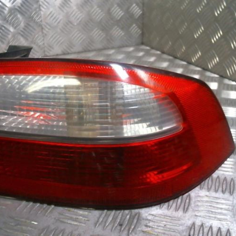 Feu arriere principal droit (feux) RENAULT LAGUNA 2 Photo n°1