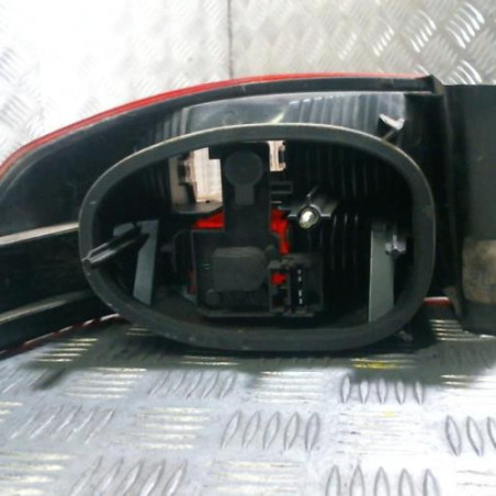 Feu arriere principal droit (feux) RENAULT LAGUNA 2