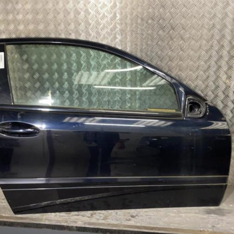 Porte avant droit MERCEDES CLASSE C 203 COUPE SPORT Photo n°1