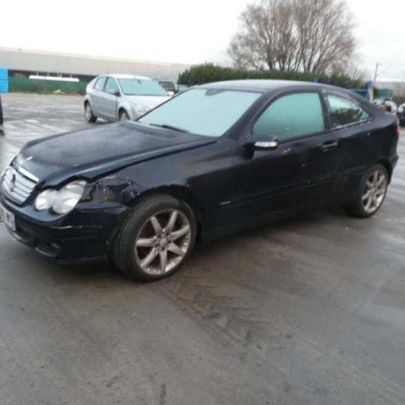 Porte avant droit MERCEDES CLASSE C 203 COUPE SPORT Photo n°7