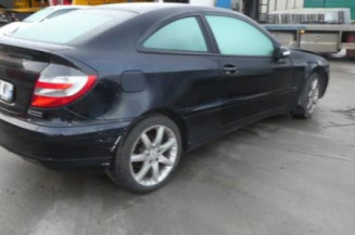 Porte avant droit MERCEDES CLASSE C 203 COUPE SPORT