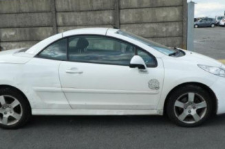 Moteur essuie glace avant PEUGEOT 207