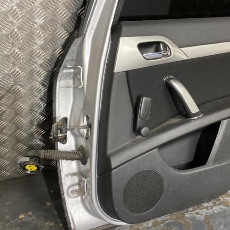 Porte arriere droit PEUGEOT 407 Photo n°5