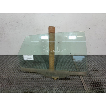 Vitre arriere droit HYUNDAI I 30 1 Photo n°1
