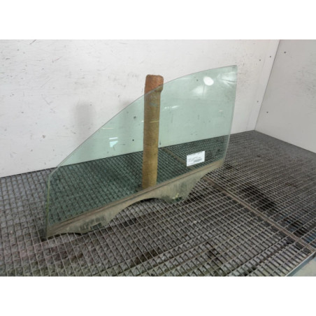 Vitre avant gauche HYUNDAI I 30 1