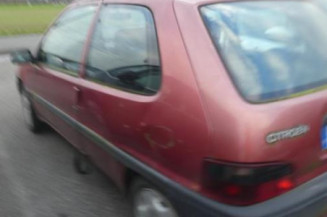 Serrure avant droit CITROEN SAXO