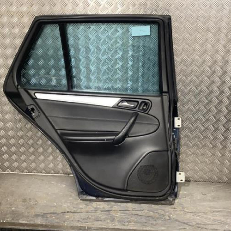 Porte arriere gauche MERCEDES CLASSE C 203 Photo n°3