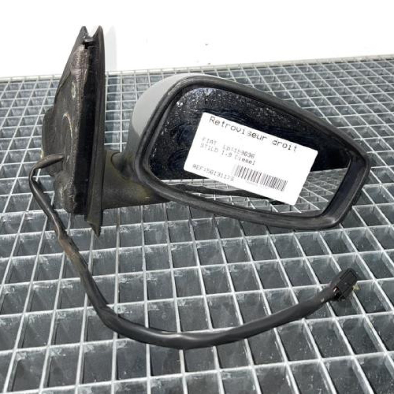 Retroviseur droit FIAT STILO Photo n°1