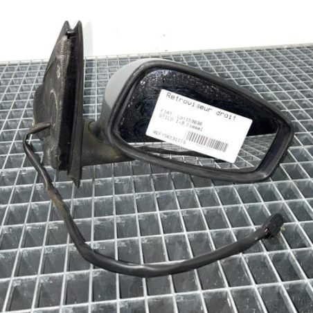 Retroviseur droit FIAT STILO Photo n°1