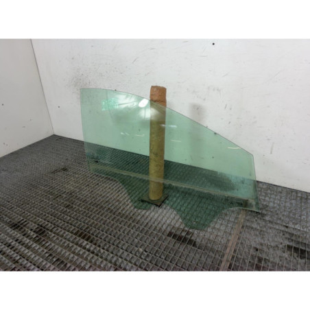 Vitre avant droit FORD PUMA 2