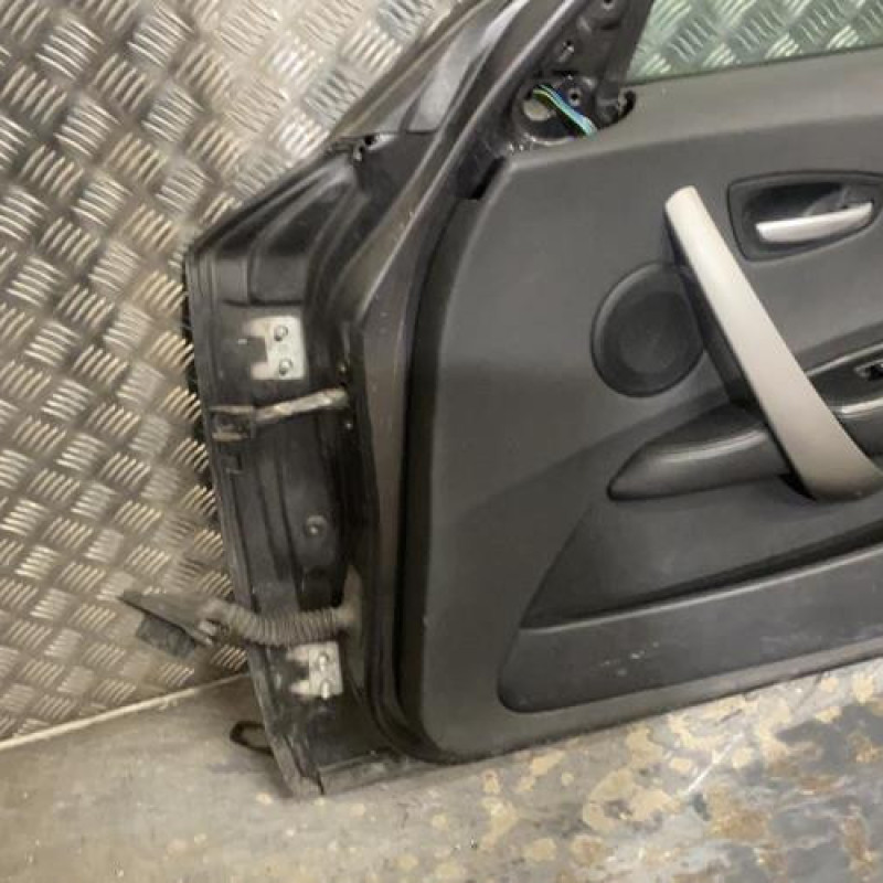 Porte avant droit BMW SERIE 1 E87 Photo n°5