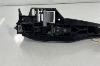 Poignee porte arriere gauche PEUGEOT 2008 1
