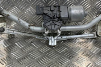 Moteur essuie glace avant PEUGEOT 2008 1 Photo n°1