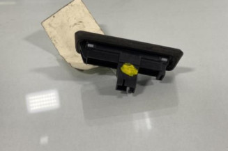 Bouton de coffre SKODA FABIA 2
