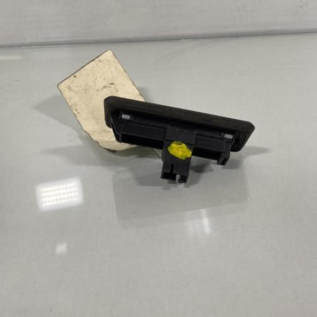 Bouton de coffre SKODA FABIA 2