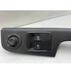 Interrupteur de leve vitre avant gauche RENAULT TRAFIC 3 COURT