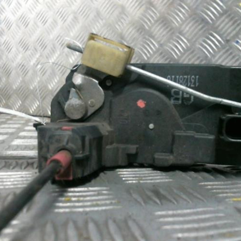 Serrure arriere droit OPEL ASTRA H Photo n°2