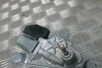 Moteur essuie glace arriere TOYOTA YARIS 3 Photo n°1