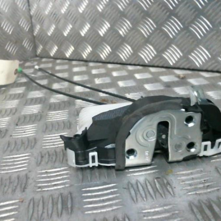Serrure avant droit TOYOTA YARIS 3 Photo n°1
