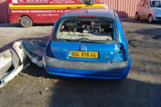 Serrure avant droit RENAULT CLIO 2