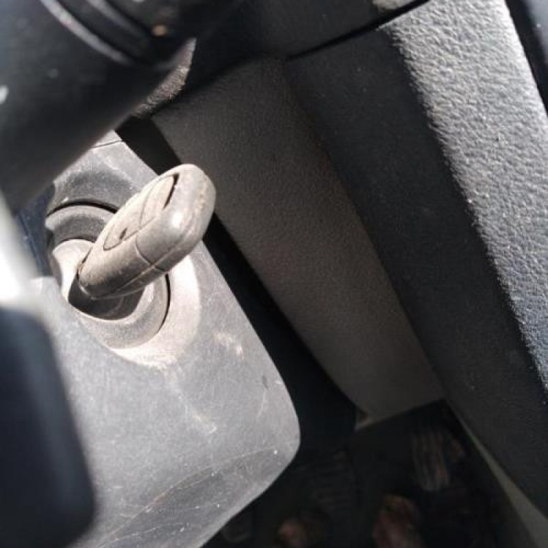 Serrure avant droit RENAULT CLIO 2 Photo n°10