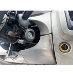 Pompe de direction OPEL VIVARO 1