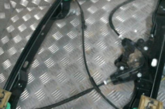 Leve vitre electrique avant gauche FORD FOCUS 3 Photo n°1