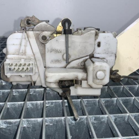 Serrure avant gauche PEUGEOT 406