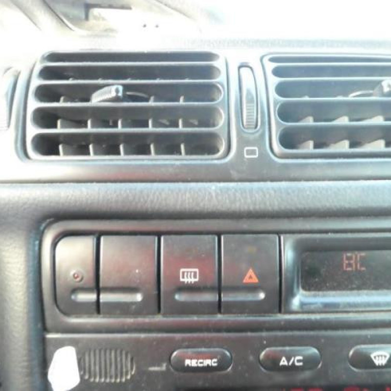 Serrure avant gauche PEUGEOT 406 Photo n°12