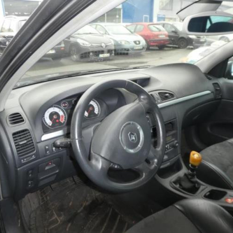Traverse superieure RENAULT LAGUNA 2 Photo n°9