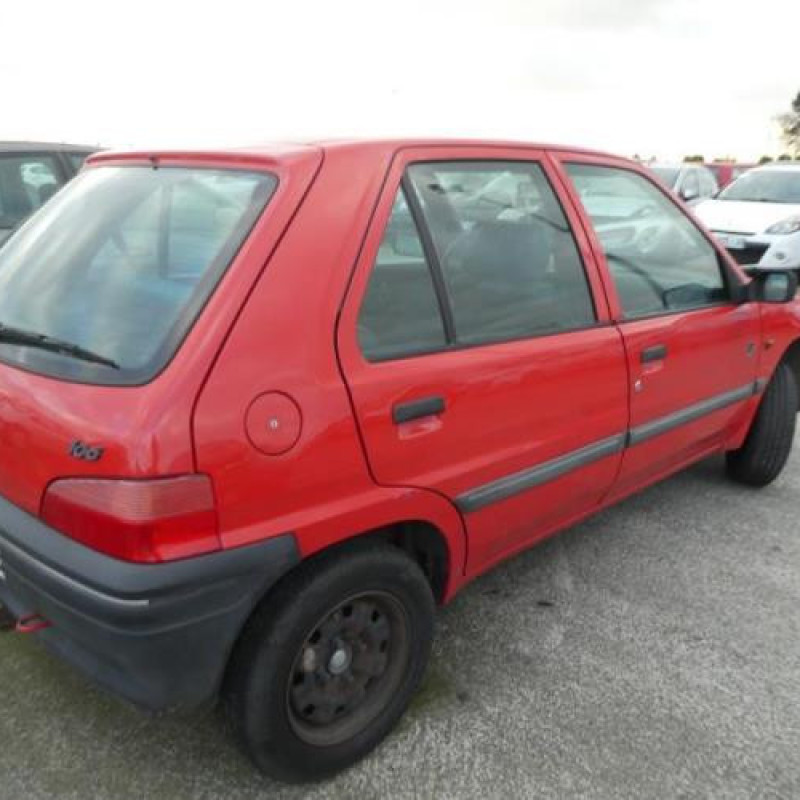 Porte avant droit PEUGEOT 106 Photo n°7