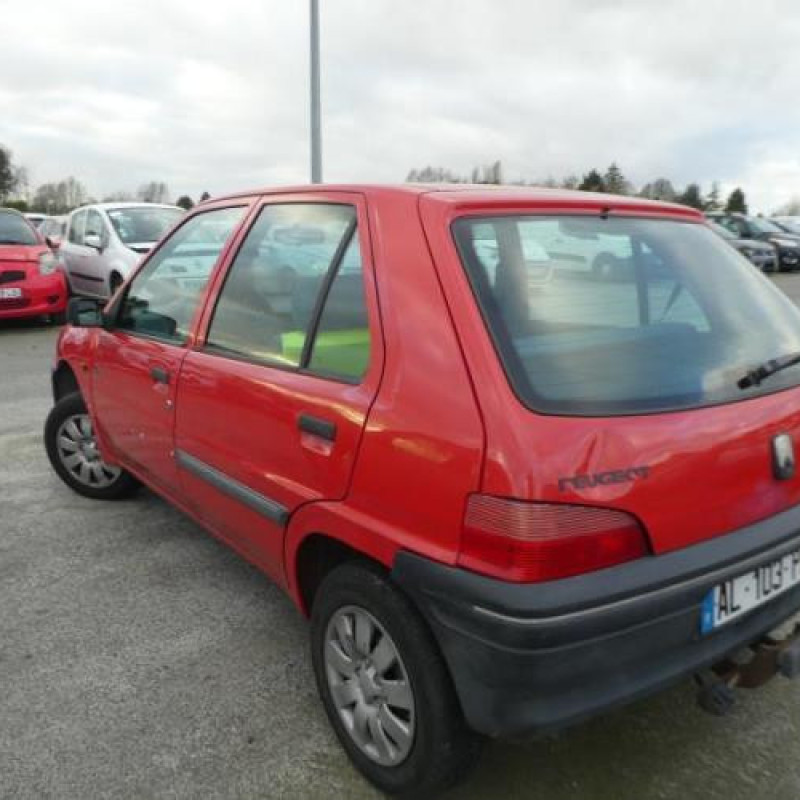 Porte avant droit PEUGEOT 106 Photo n°8