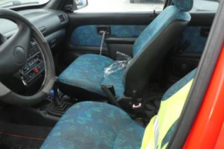 Porte avant droit PEUGEOT 106