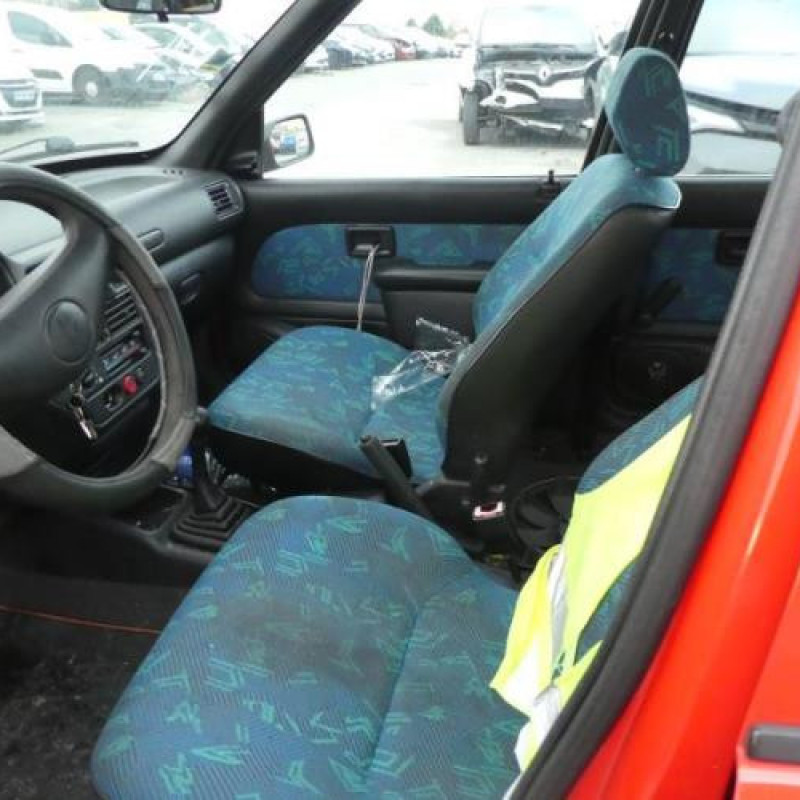 Porte avant droit PEUGEOT 106 Photo n°13