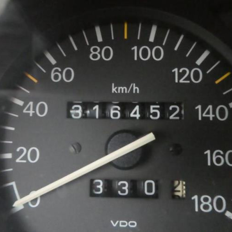 Porte avant droit PEUGEOT 106 Photo n°16